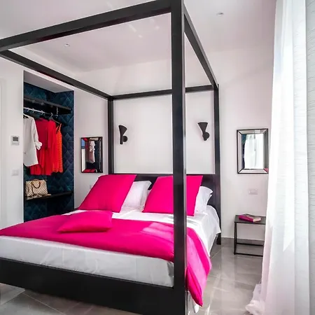 36 Steps In Tasso Square Appartement *