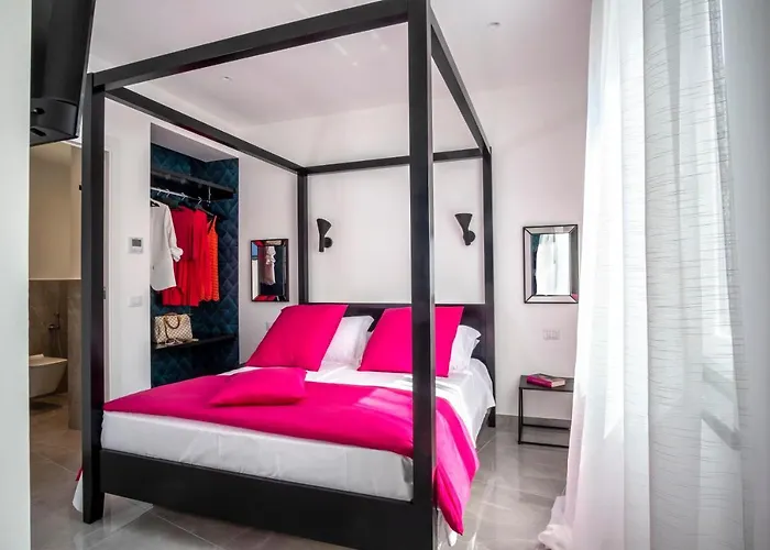 36 Steps In Tasso Square Appartement *