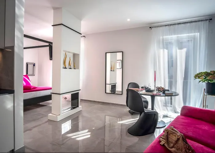 Appartement 36 Steps In Tasso Square